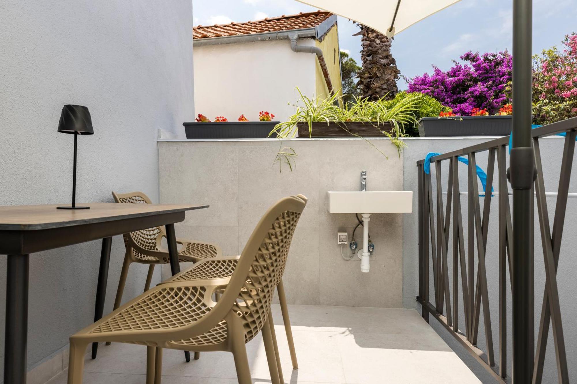 Maginja Apartman *